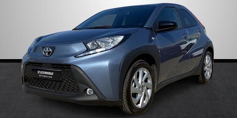 Azul Usado 2024 Toyota Aygo Utilitario | 15.900 € (Precio justo) - Imagen 1/4