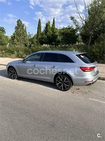 Usado Audi A4 Advanced 150 CV (110 kW) 2016 Gris / plata Familiar