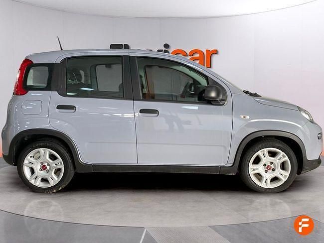 Usado Fiat Panda 70 CV (51 kW) 2023 Gris Utilitario
