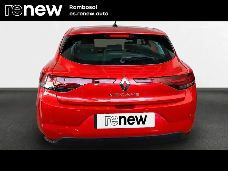 Usado Renault Mégane II Intens 115 CV (84 kW) 2022 Rojo Berlina