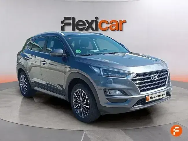 Usado Hyundai Tucson 132 CV (97 kW) 2018 Gris SUV