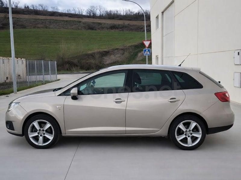 Usado Seat Ibiza ST Sport 105 CV (77 kW) 2011 Beige Familiar
