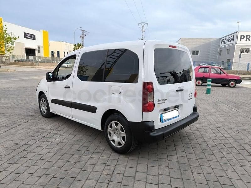 Usado Citroën Berlingo Seduction 92 CV (67 kW) 2014 Blanco Monovolumen