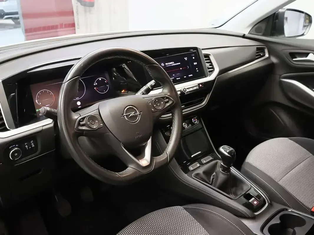 Usado Opel Grandland X Design & Tech 131 CV (96 kW) 2023 Blanco SUV