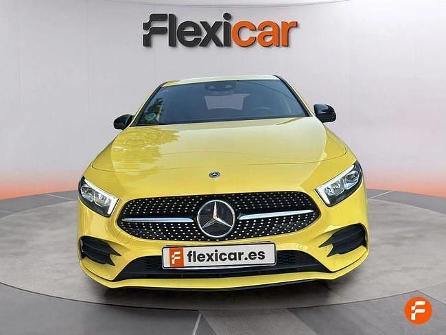 Usado Mercedes A200 150 CV (110 kW) 2019 Amarillo Berlina