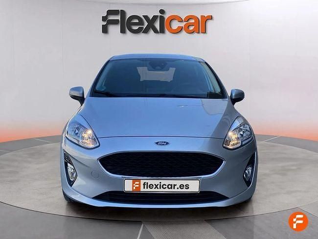 Usado Ford Fiesta Trend 100 CV (73 kW) 2019 Gris / plata Utilitario
