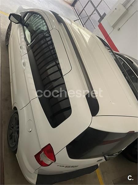 Usado Ford Tourneo Courier Sport 100 CV (73 kW) 2018 Blanco Monovolumen