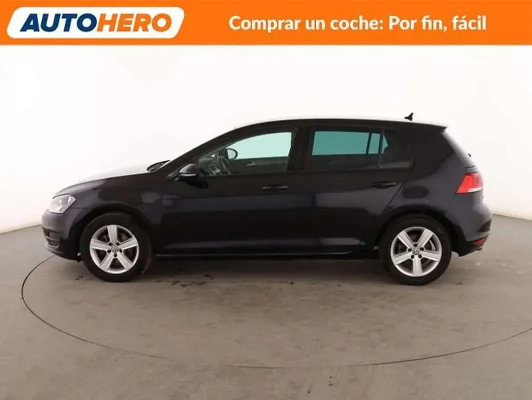 Usado VW Golf VII Advance 125 CV (91 kW) 2016 Negro Berlina
