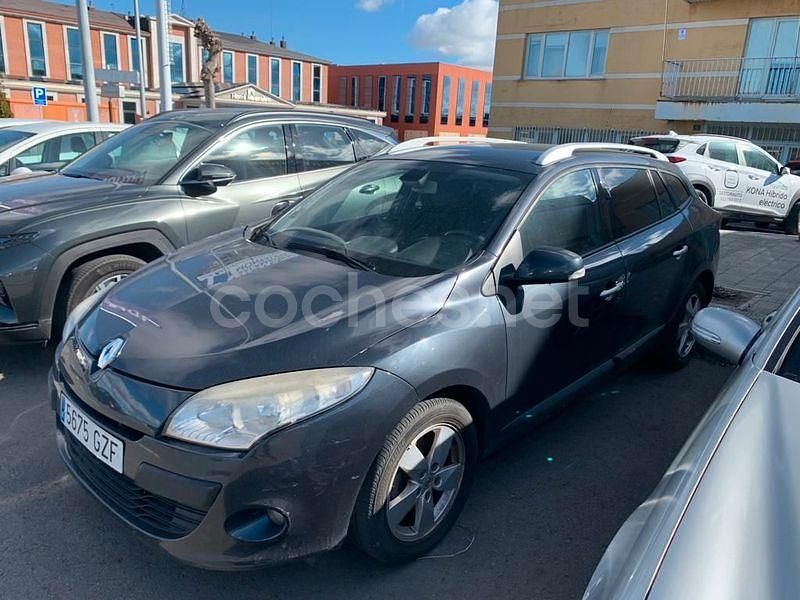 Azul Usado 2010 Renault Mégane GrandTour Dynamique Familiar | 4900 € (Precio justo) - Imagen 1/4