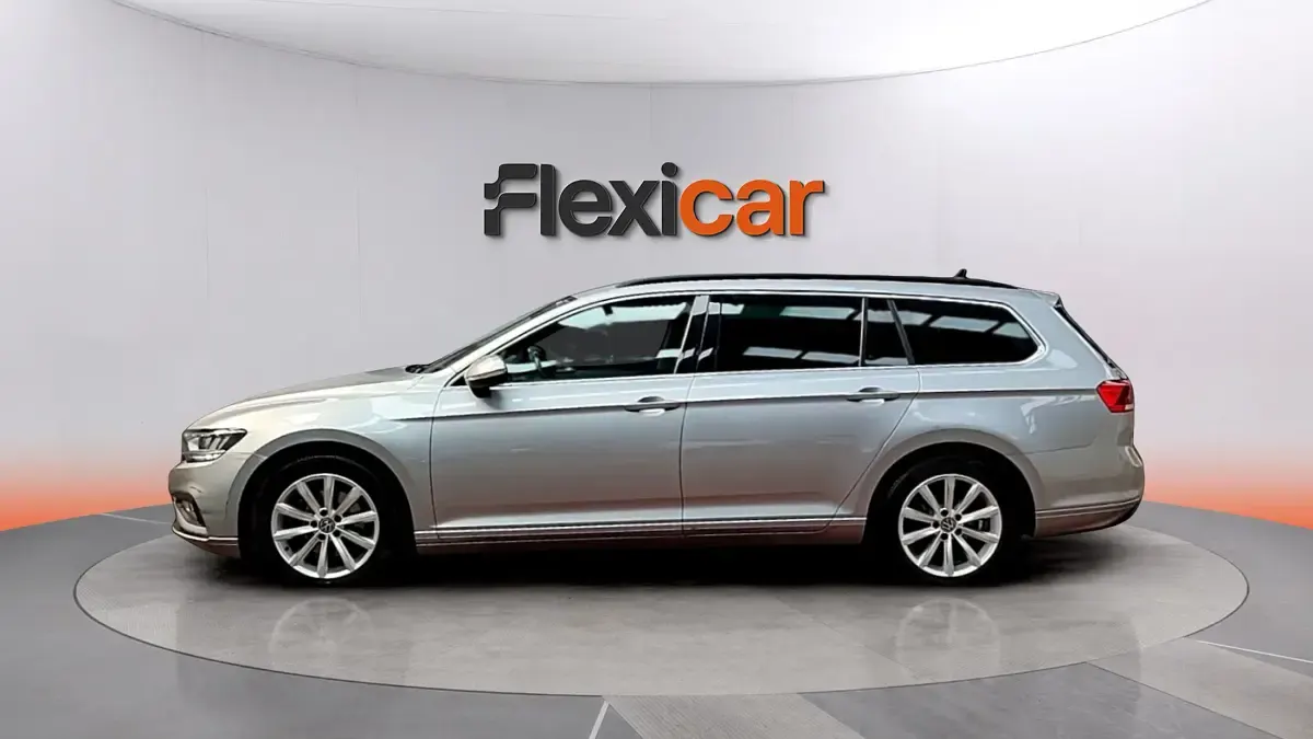 Usado VW Passat Executive 150 CV (110 kW) 2021 Gris Familiar