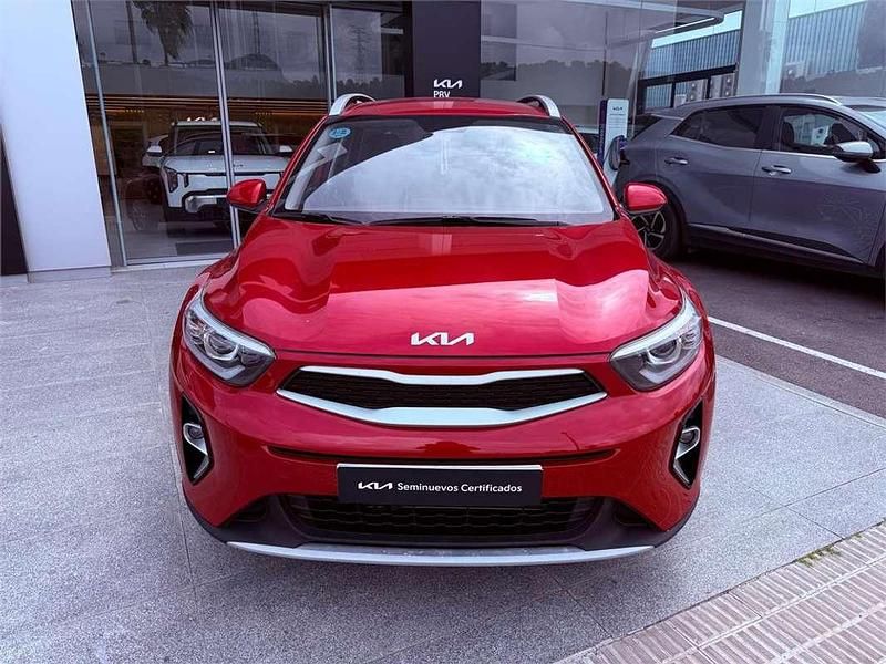 Usado Kia Stonic Plus 101 HP (74 kW) 2022 SUV