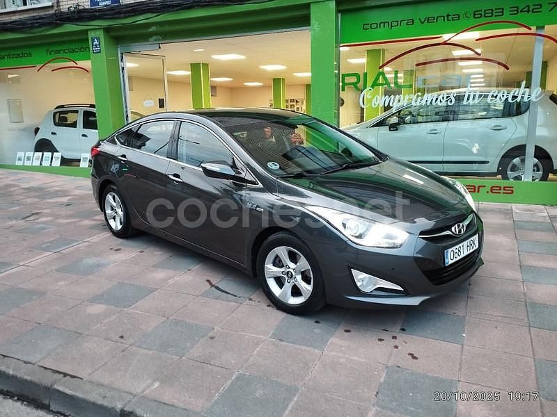 Negro Usado 2013 Hyundai i40 Berlina | 11.500 € (Precio justo) - Imagen 1/4