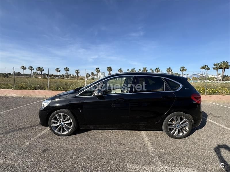 Usado BMW 225 Active Tourer iPerformance 224 HP (164 kW) 2017 Preto Monovolume