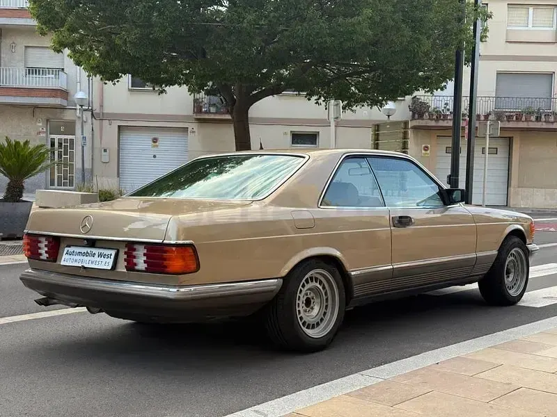 Usado Mercedes 420 224 CV (164 kW) 1985 Marrón Coupe