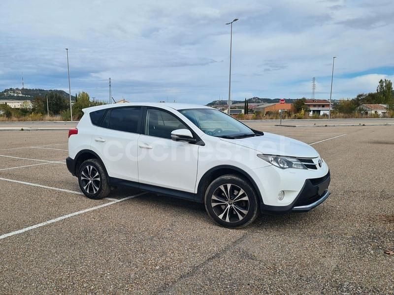 Blanco Usado 2015 Toyota RAV4 Active SUV | 11.500 € (Super precio) - Imagen 1/4