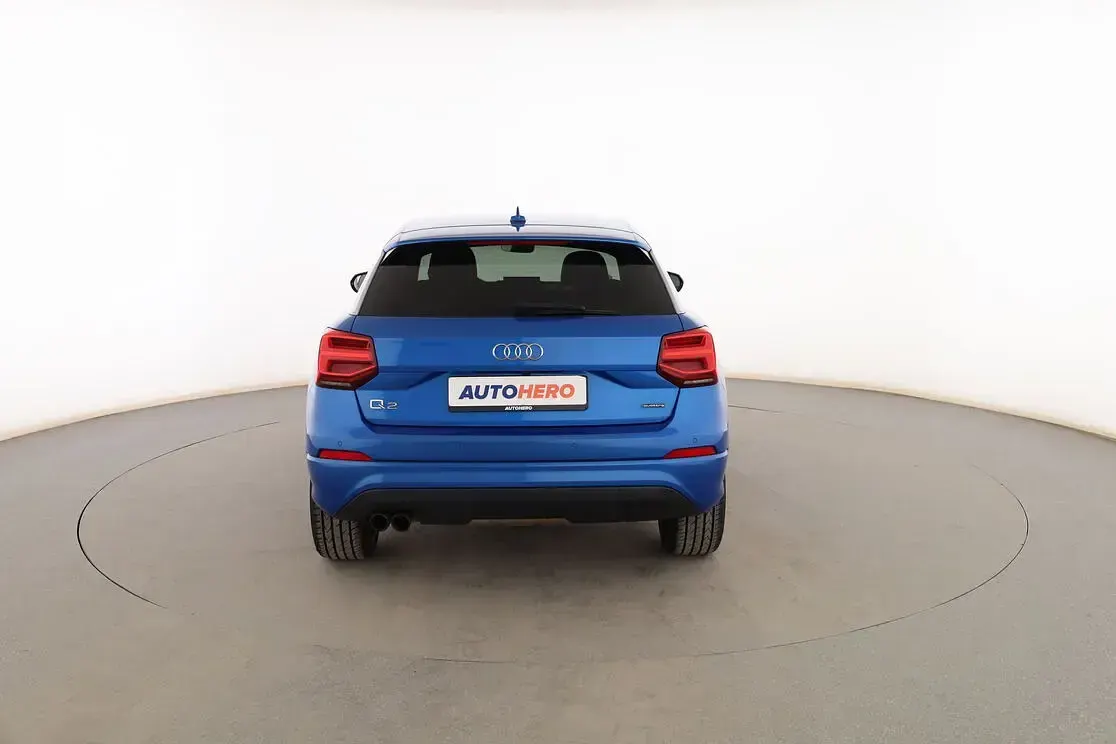 Usado Audi Q2 Sport 190 CV (139 kW) 2017 Azul SUV