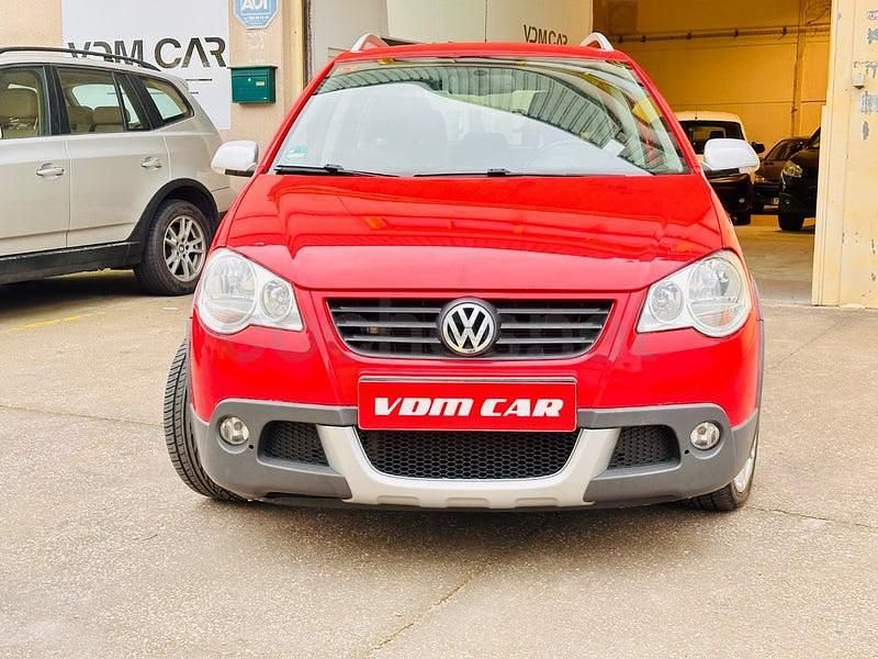 Usado VW Polo Cross 80 CV (58 kW) 2007 Rojo Utilitario