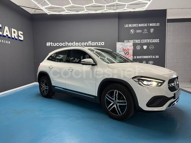 Usado Mercedes GLA200 150 CV (110 kW) 2020 Blanco SUV