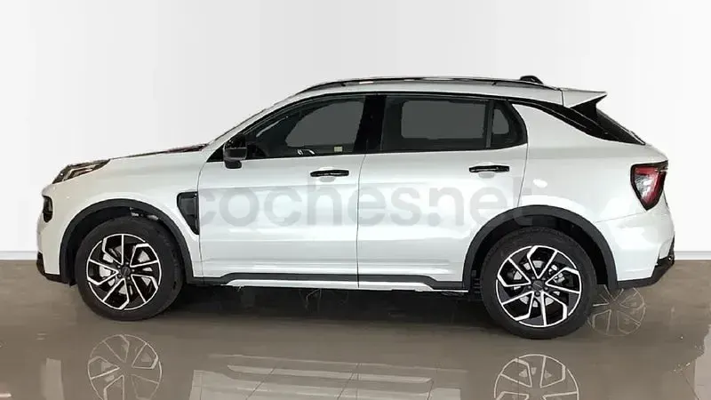Usado Lynk & Co 01 276 CV (202 kW) 2026 Blanco SUV