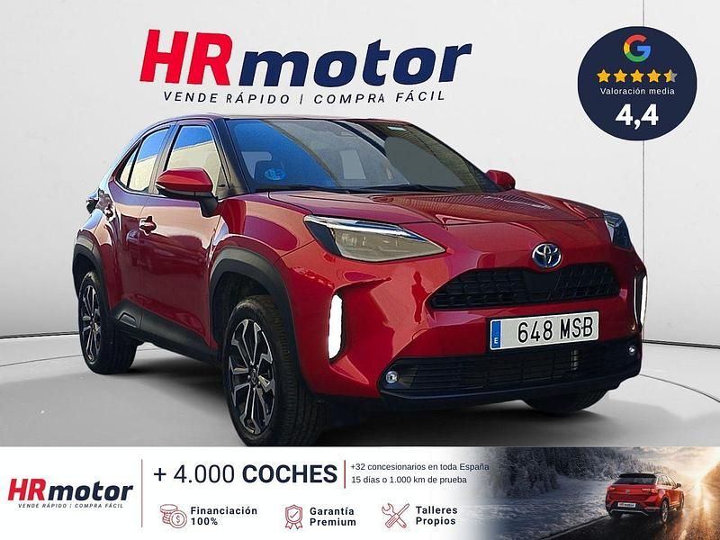 Usado Toyota Yaris Hybrid Active 116 CV (85 kW) 2024 Blanco SUV