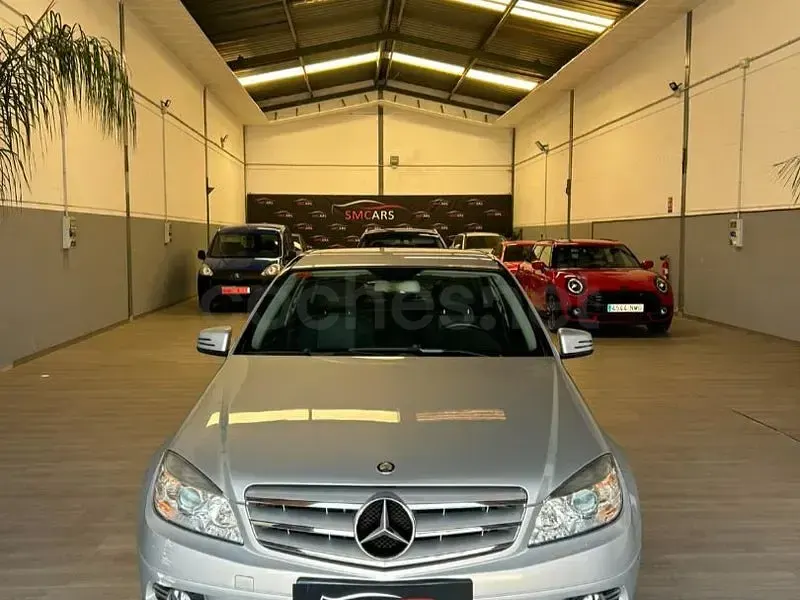 Usado Mercedes C200 136 CV (100 kW) 2010 Gris / plata Familiar