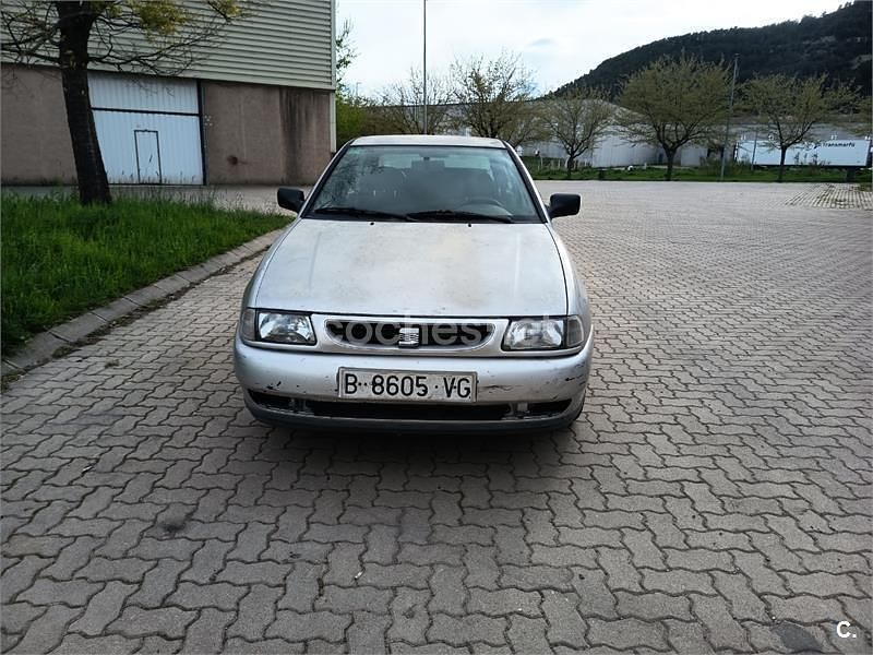 Brugt Seat Ibiza 60 HK (44 kW) 1999 Grå Hatchback