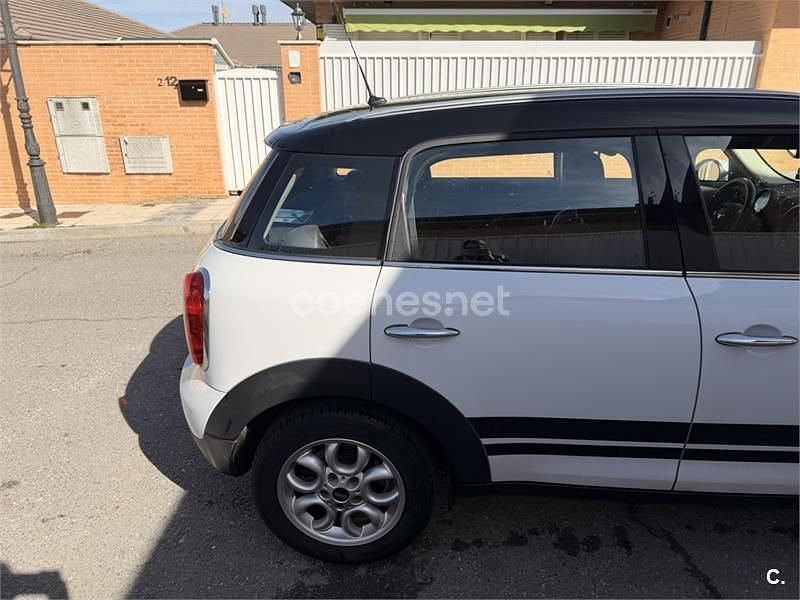 Usado Mini One Countryman 98 CV (72 kW) 2011 Blanco SUV