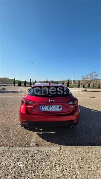 Usado Mazda 3 Luxury 150 CV (110 kW) 2015 Rojo Berlina
