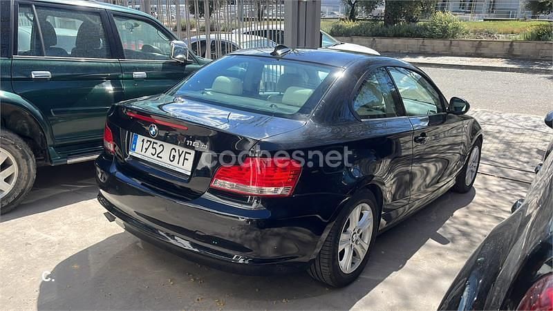 Usado BMW 118 Coupé 143 CV (105 kW) 2010 Negro Coupe