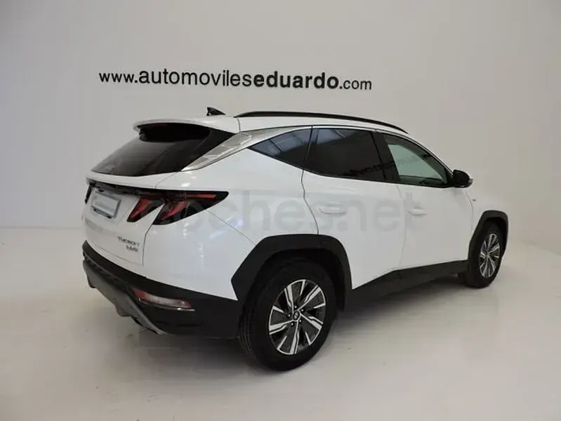 Usado Hyundai Tucson 136 CV (100 kW) 2022 Blanco SUV