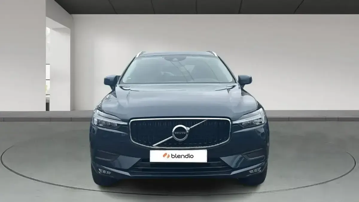 Używany Volvo XC60 R-Design 197 KM (144 kW) 2021 Niebieski SUV