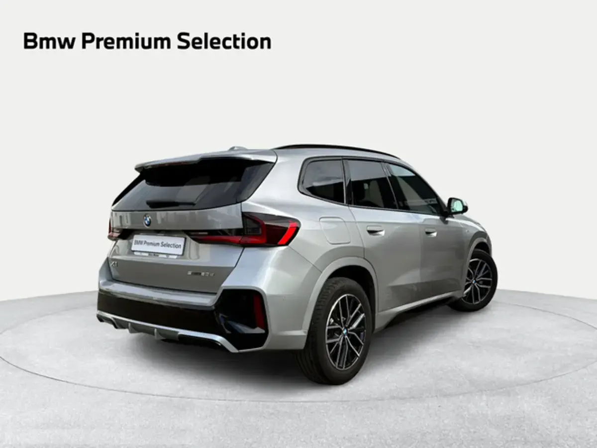 Usado BMW X1 Comfort Edition 150 CV (110 kW) 2025 Gris plata SUV
