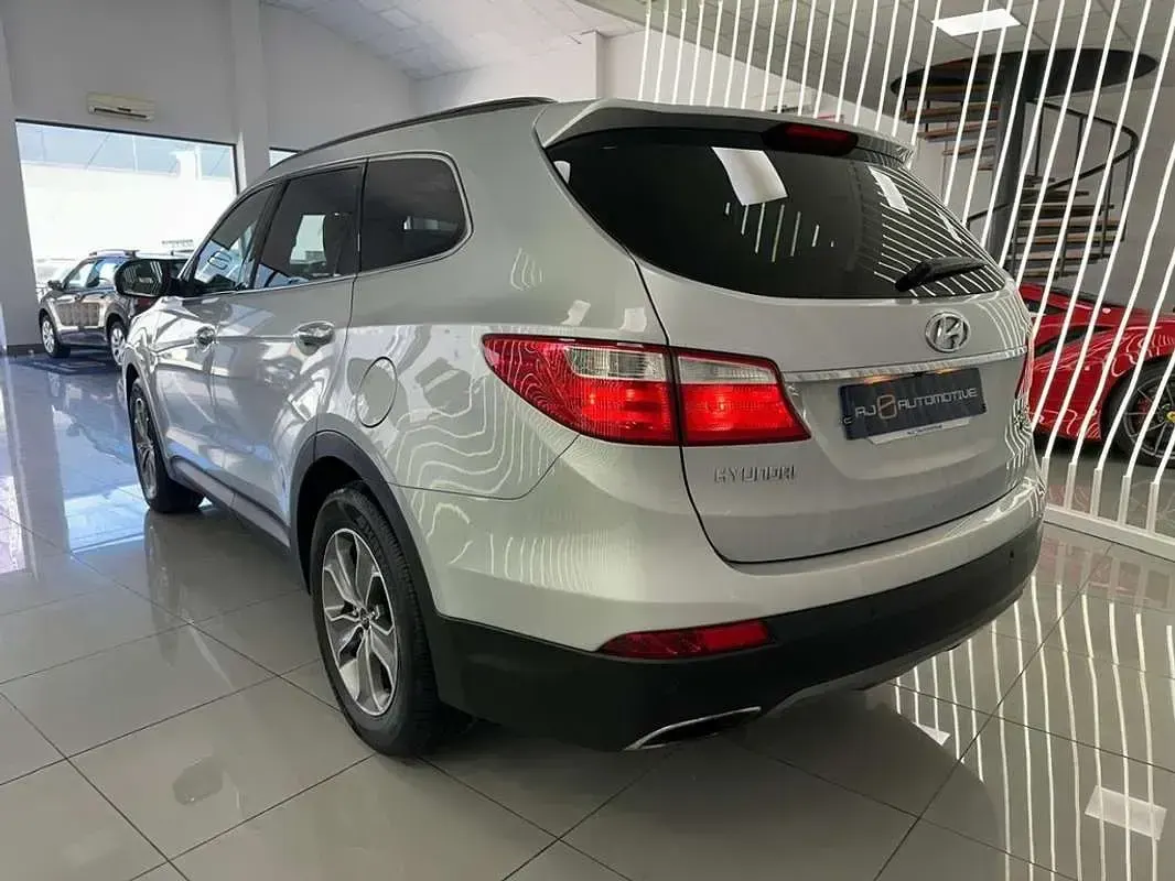 Usado Hyundai Santa Fe 196 CV (144 kW) 2015 Gris SUV
