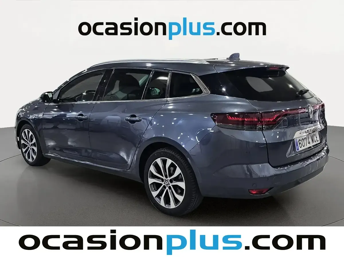 Usado Renault Mégane GrandTour Techno 140 CV (102 kW) 2022 Gris Familiar
