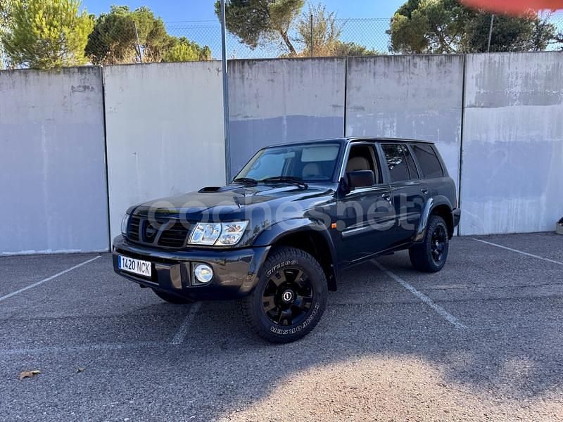 Gris / plata Usado 2005 Nissan Patrol Comfort SUV | 17.890 € - Imagen 1/4