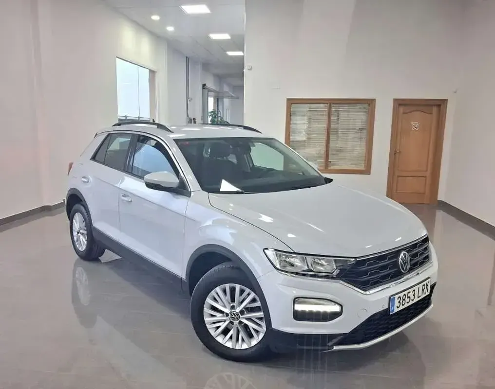Usado VW T-Roc Advance 116 CV (85 kW) 2021 Gris SUV