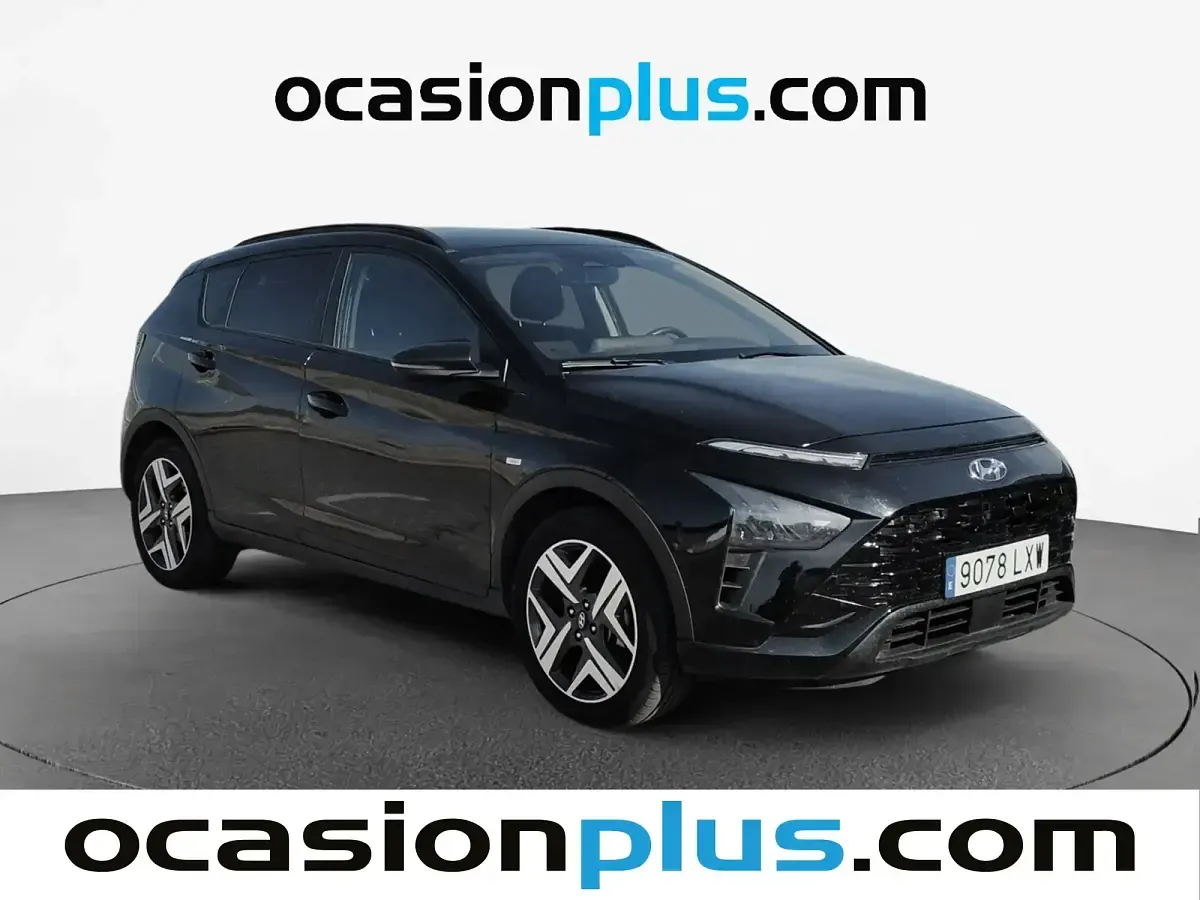 Usado Hyundai Bayon 100 HP (73 kW) 2022 Preto SUV