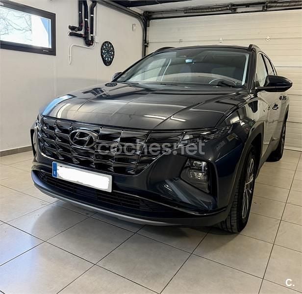 Usado Hyundai Tucson 150 CV (110 kW) 2025 Gris / plata SUV