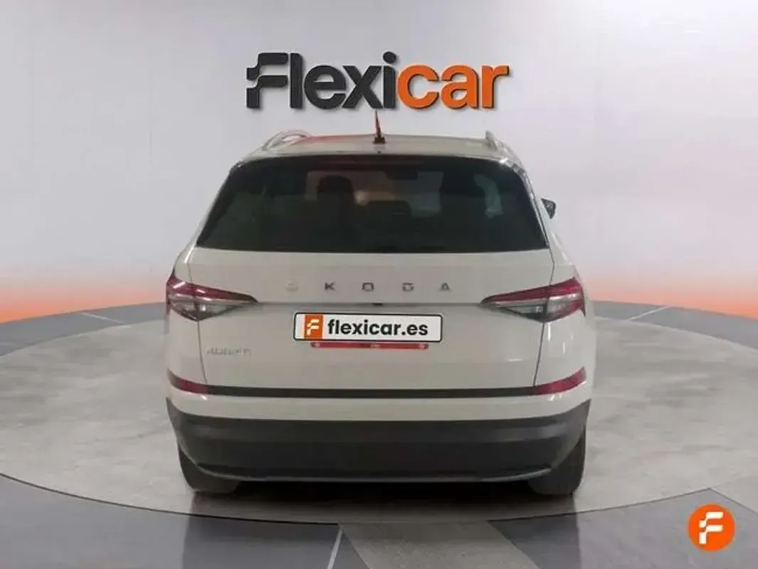 Usado Skoda Kodiaq Ambition 150 CV (110 kW) 2024 Blanco SUV