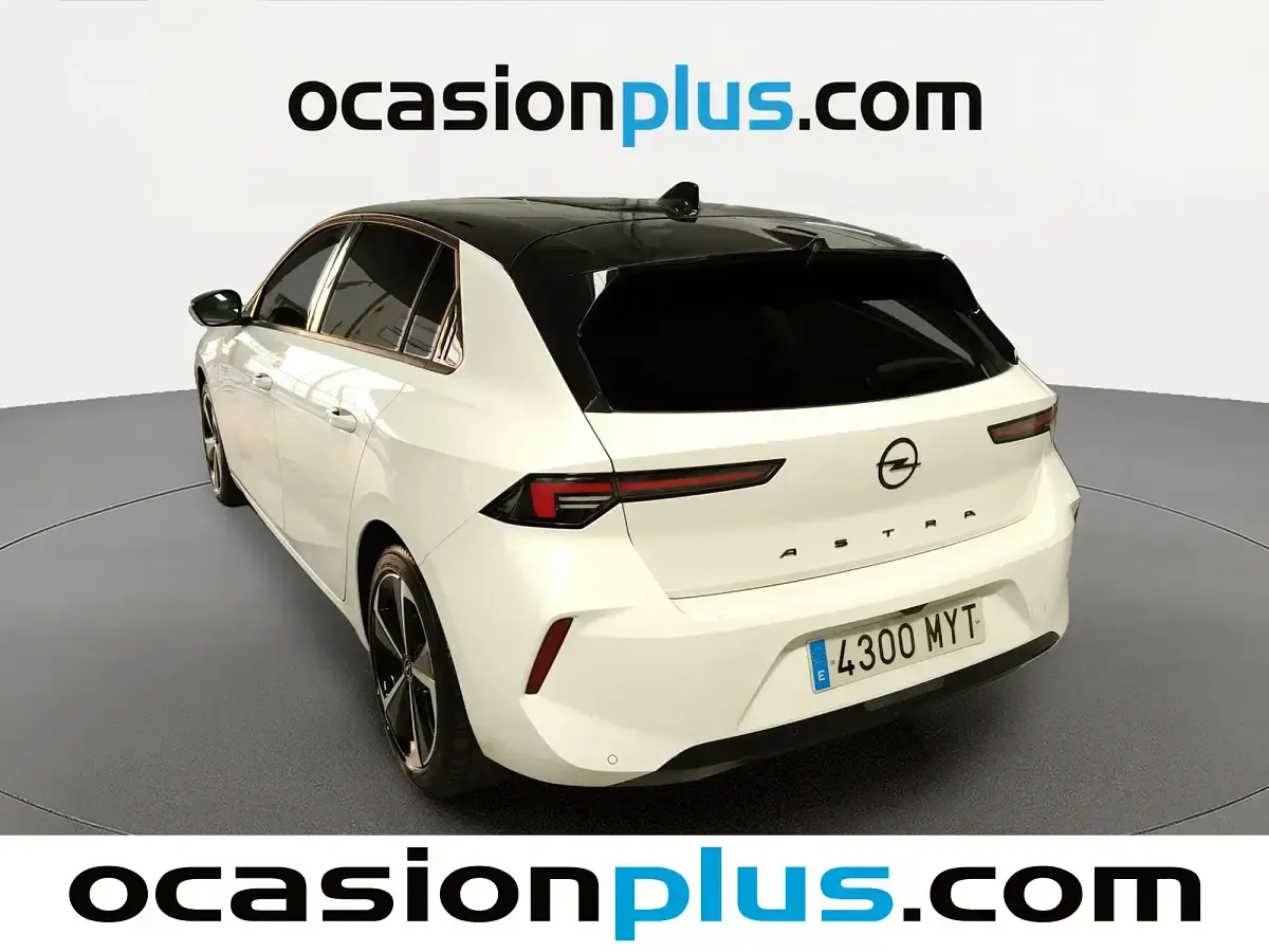 Usado Opel Astra 130 CV (95 kW) 2025 Blanco Utilitario