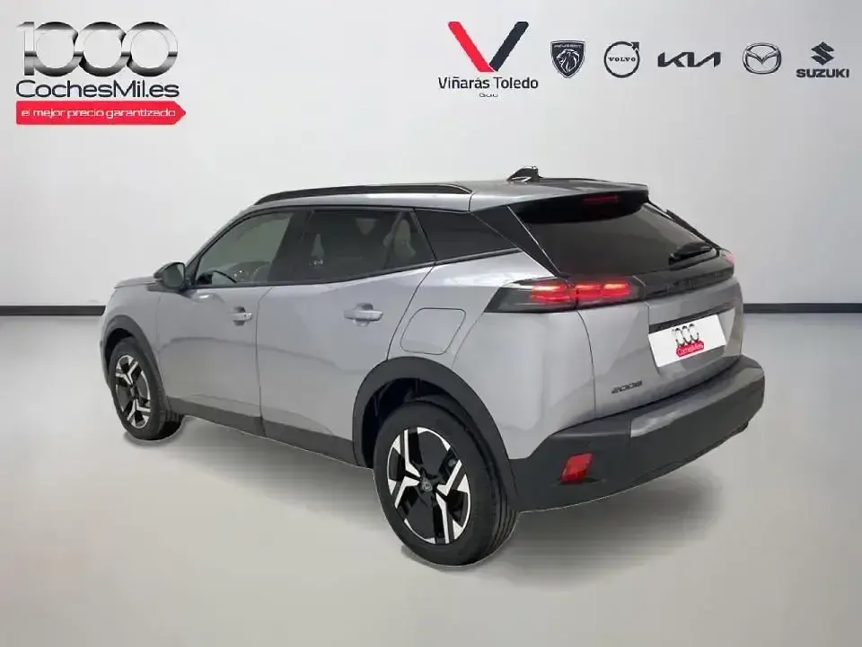 Usado Peugeot 2008 Allure 100 CV (73 kW) 2024 Gris SUV