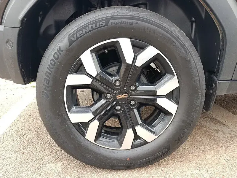 Usado Dacia Duster Extreme 130 CV (95 kW) 2025 Negro SUV
