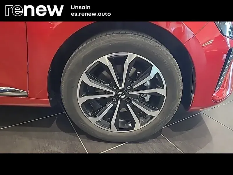 Usado Renault Clio V Techno 140 CV (102 kW) 2024 Rojo Berlina