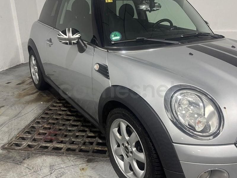 Usado Mini Cooper D 110 CV (80 kW) 2009 Gris / plata Utilitario