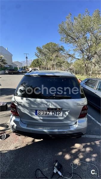 Usado Mercedes ML320 224 CV (164 kW) 2005 Gris / plata SUV