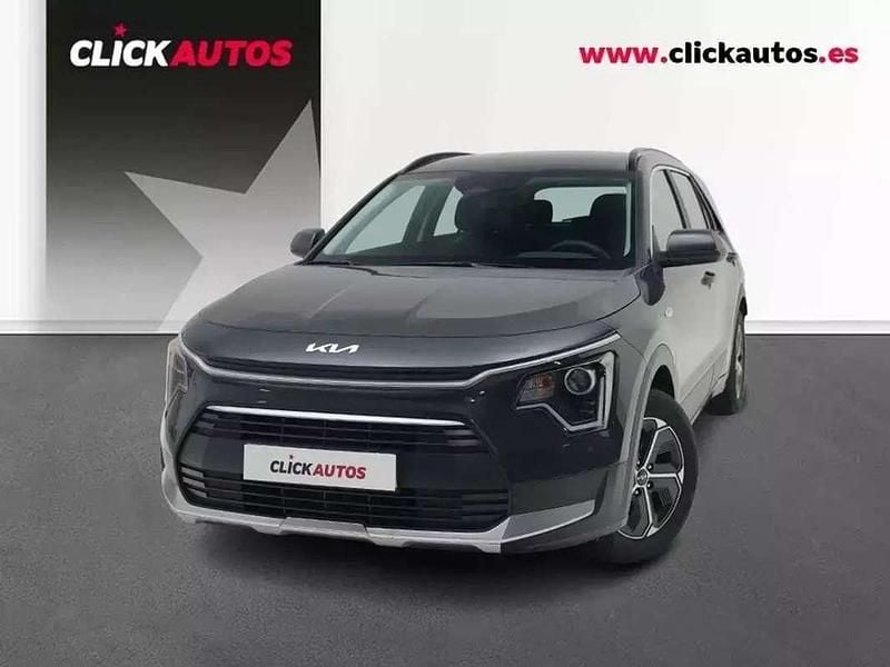 Gris Usado 2025 Kia Niro SUV | 23.400 € (Super precio) - Imagen 1/4
