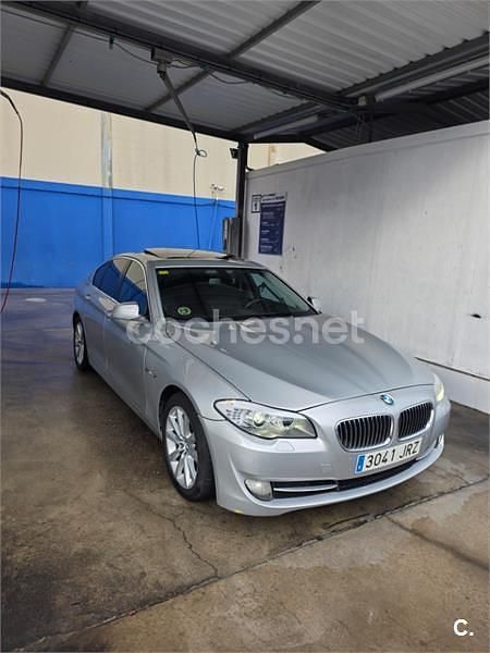 Usado BMW 530 235 CV (172 kW) 2010 Gris / plata Berlina