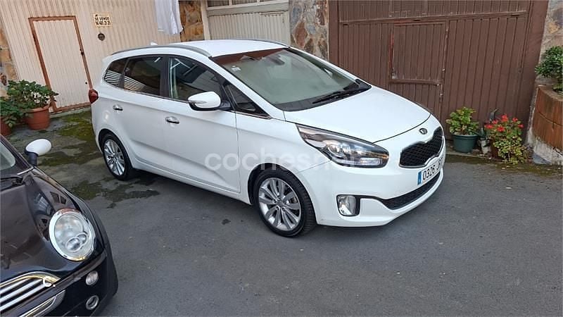 Usado Kia Carens 135 CV (99 kW) 2016 Blanco Monovolumen