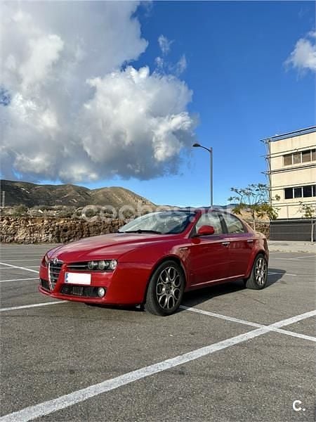 Usado Alfa Romeo 159 200 CV (147 kW) 2006 Rojo Familiar