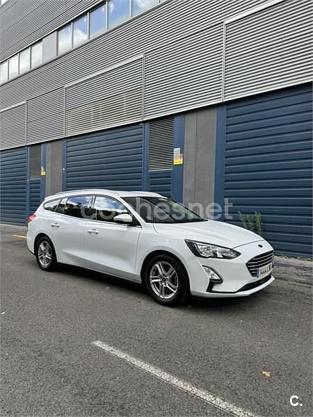 Blanco Usado 2022 Ford Focus Trend Familiar | 9950 € (Precio justo) - Imagen 1/4